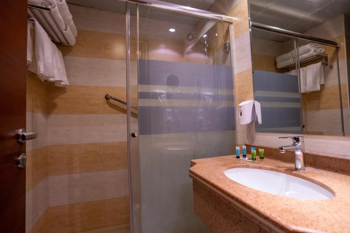 Nusk Al Hijrah Hotel Medina 0*,  Saudi Arabia